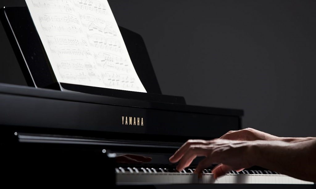 ویژگی های لمسی صفحه کلید Yamaha Clavinova CLP-635